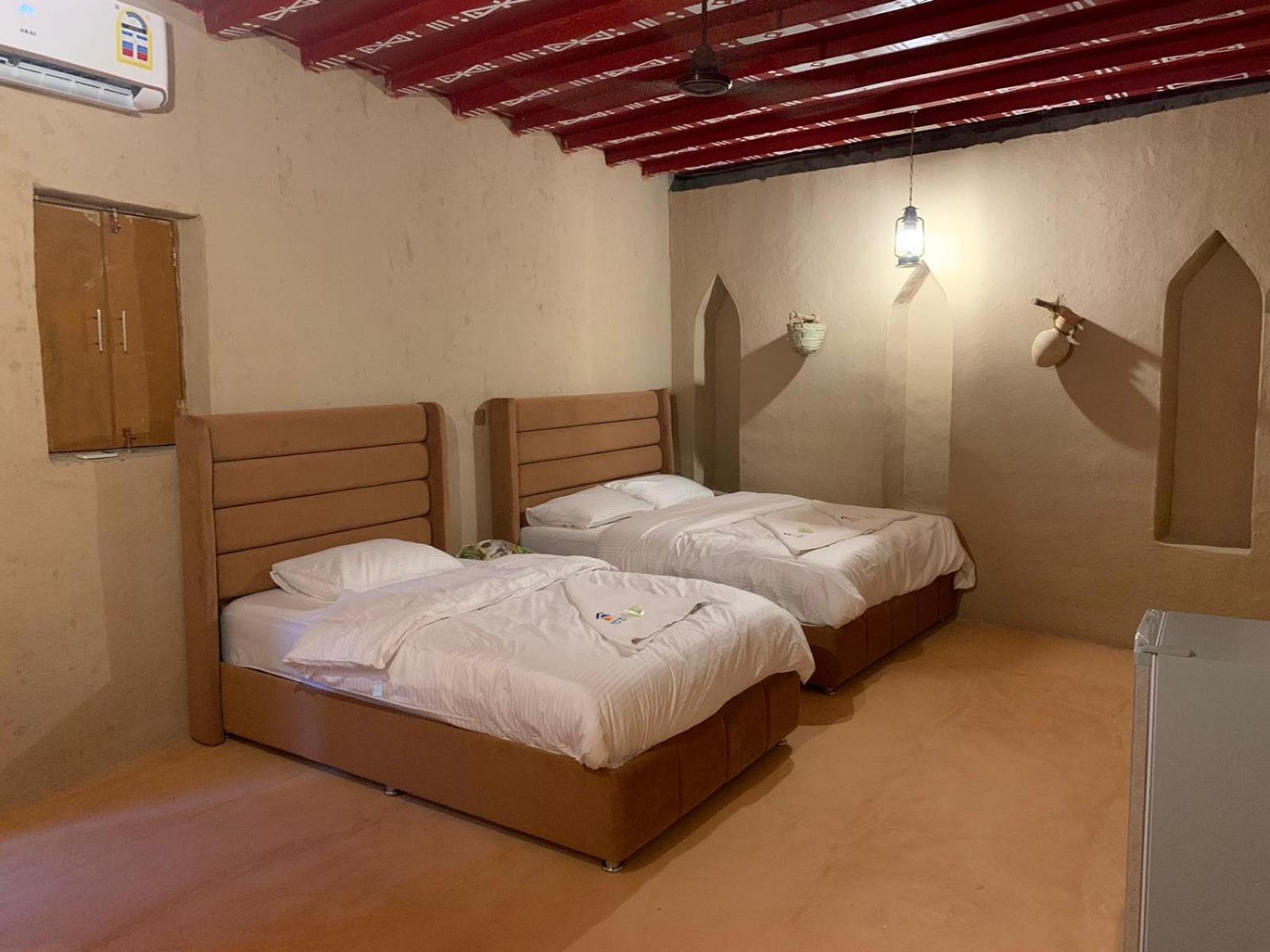 بيت نُزل السلام Bait Salam Inn Эль-Хамра Экстерьер фото
