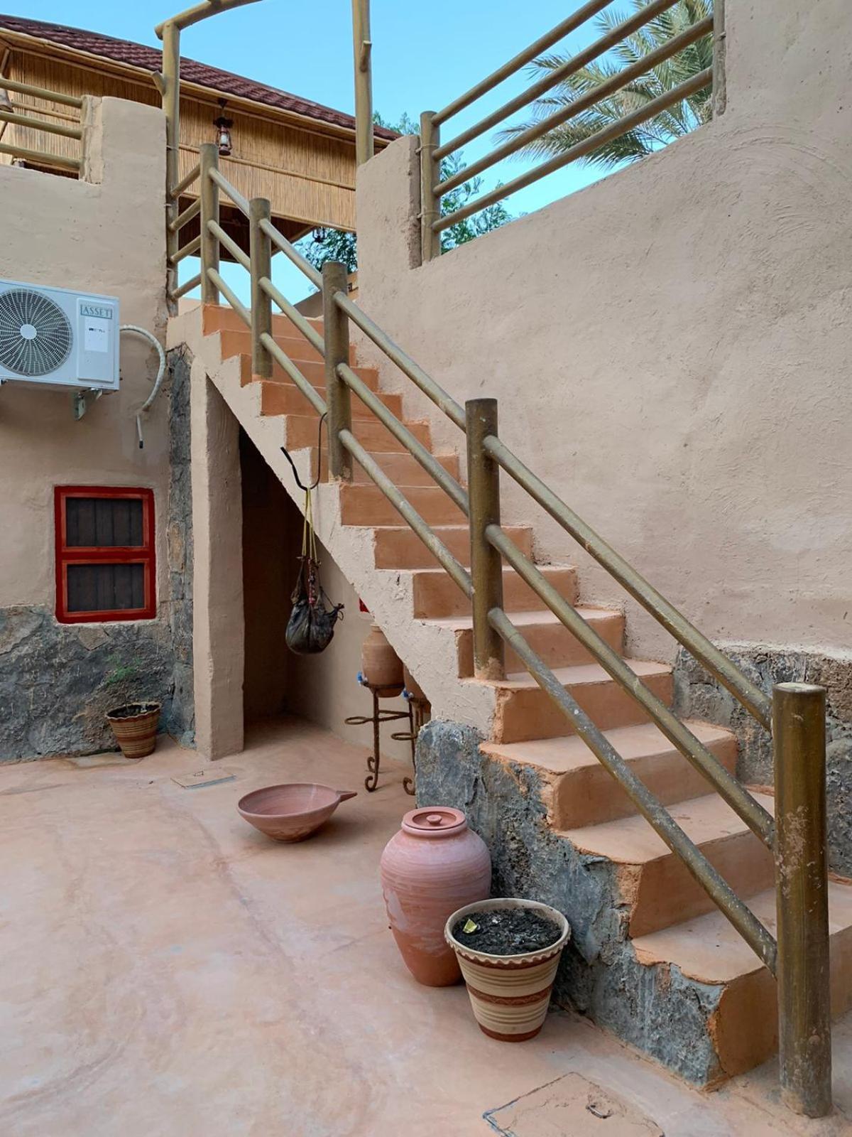 بيت نُزل السلام Bait Salam Inn Эль-Хамра Экстерьер фото