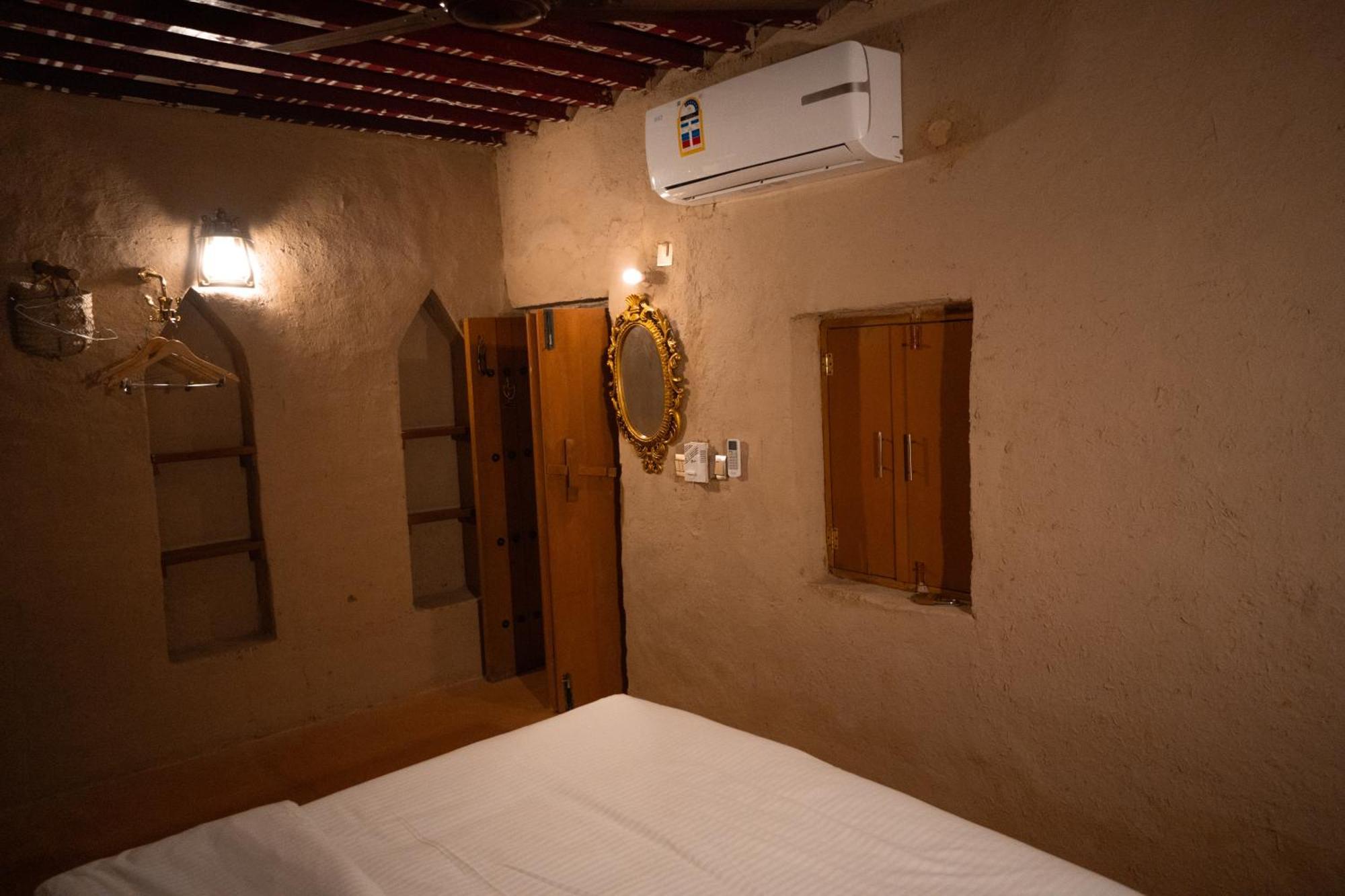 بيت نُزل السلام Bait Salam Inn Эль-Хамра Экстерьер фото